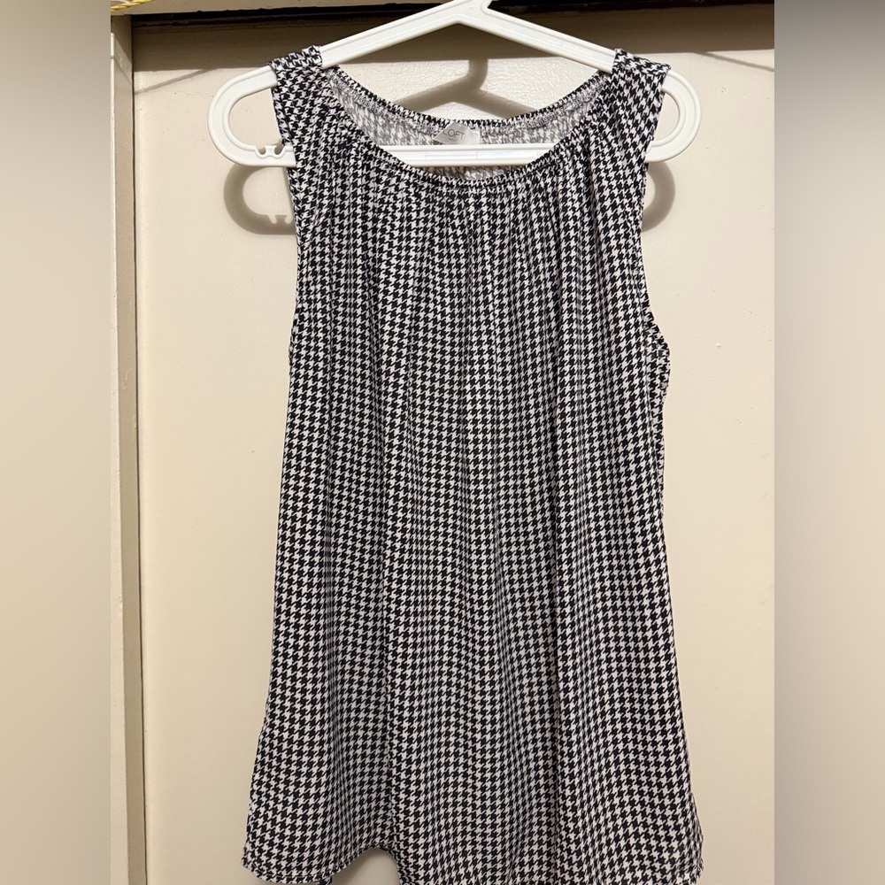Loft Black and White Sleeveless Top L